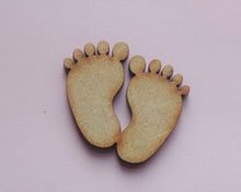 Load image into Gallery viewer, New Baby Feet - Letterbox Flower Cards
