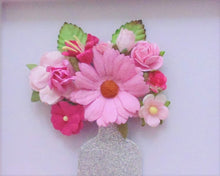 Load image into Gallery viewer, With Sympathy - Letterbox Flower Cards
